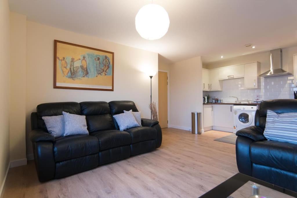Апартаменти Executive 2 Bed 2 Bath - Free Parking Глазго Екстер'єр фото